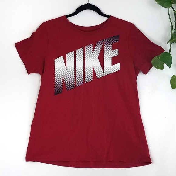 ~~SOLD~~The Nike tee Red Athletic Cut - Picture 1 of 5